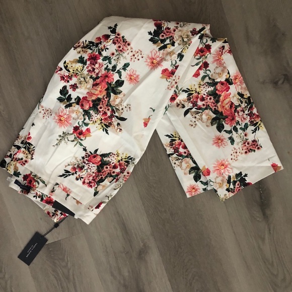 White floral pants slim leg Tommy Hilfiger NWT - Picture 6 of 7
